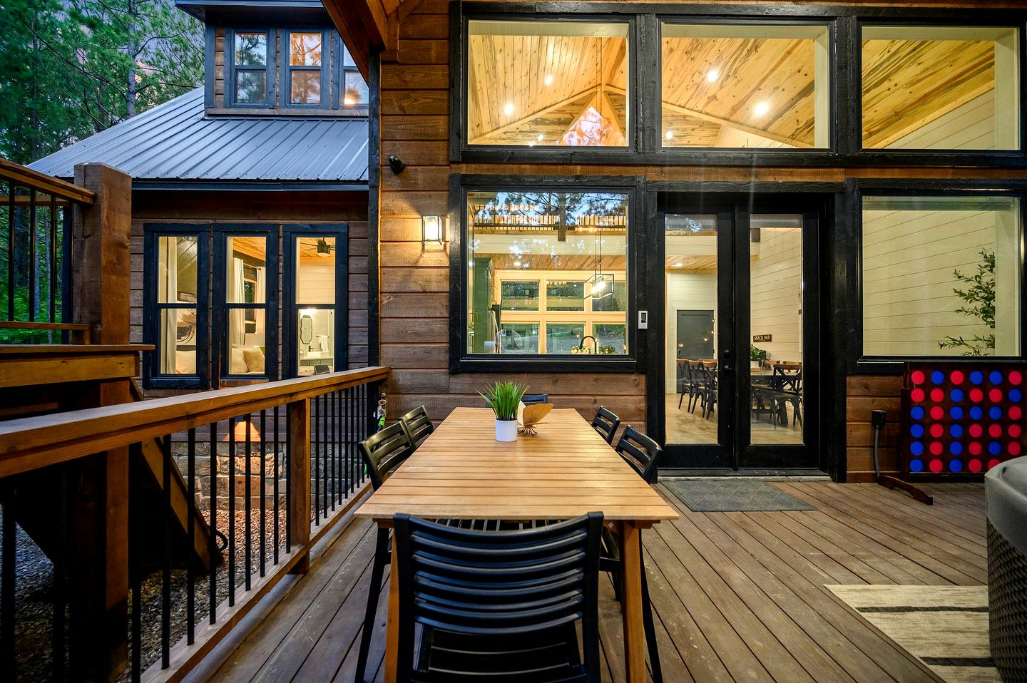 Luxurious Vacation Home with Two-Story Fireplace and Gourmet Kitchen near Broken Bow, Oklahoma