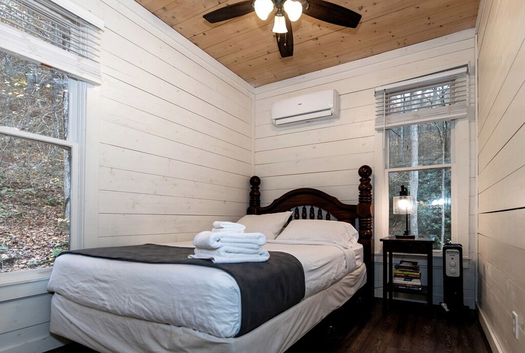 Cabins (United States of America, Suches, Georgia)