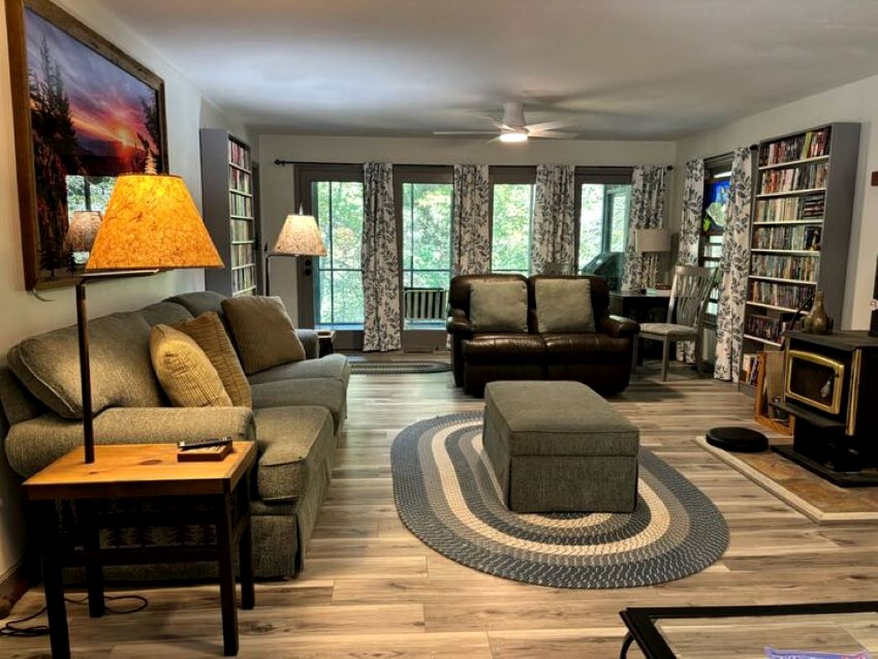 Modern Cabin with Gorgeous Porch with Stunning Views in Suches, Georgia