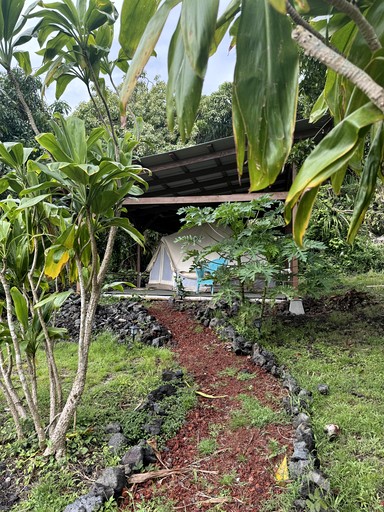 Bell Tents (United States of America, --, Hawaii)