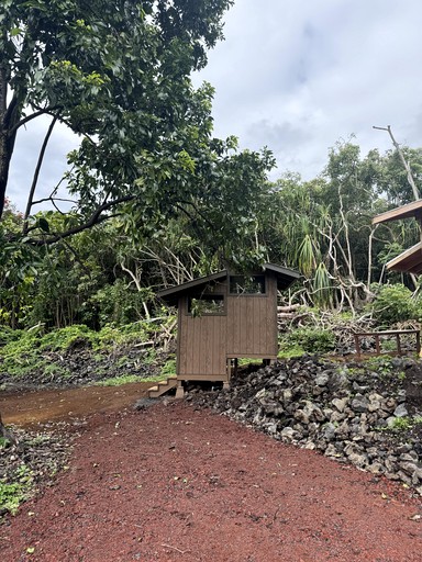 Bell Tents (United States of America, --, Hawaii)