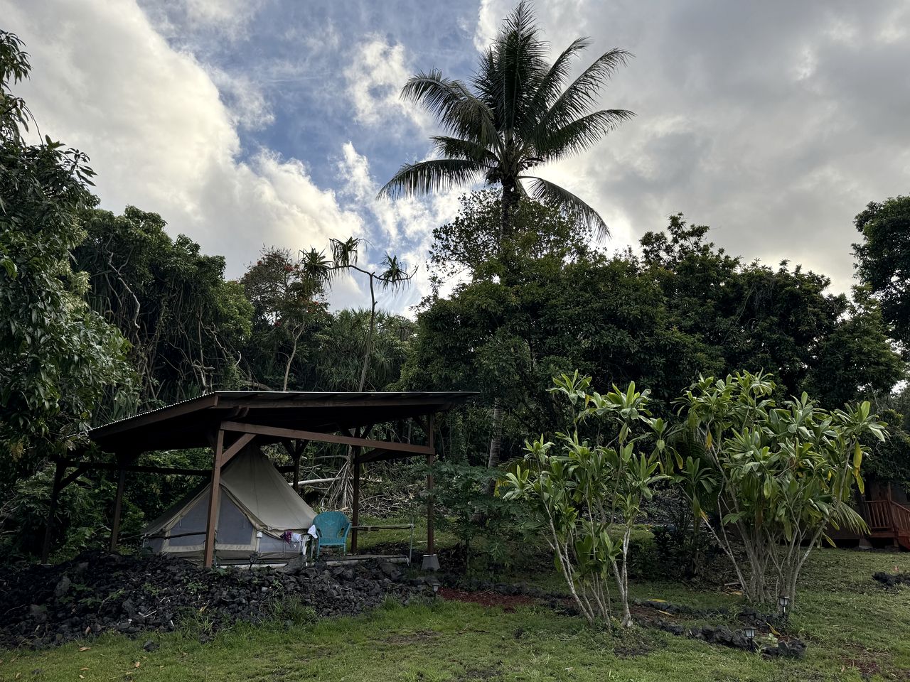 Scenic Oceanfront Glamping with Fire Pit and Tropical Surroundings near Kalapana, Hawaii
