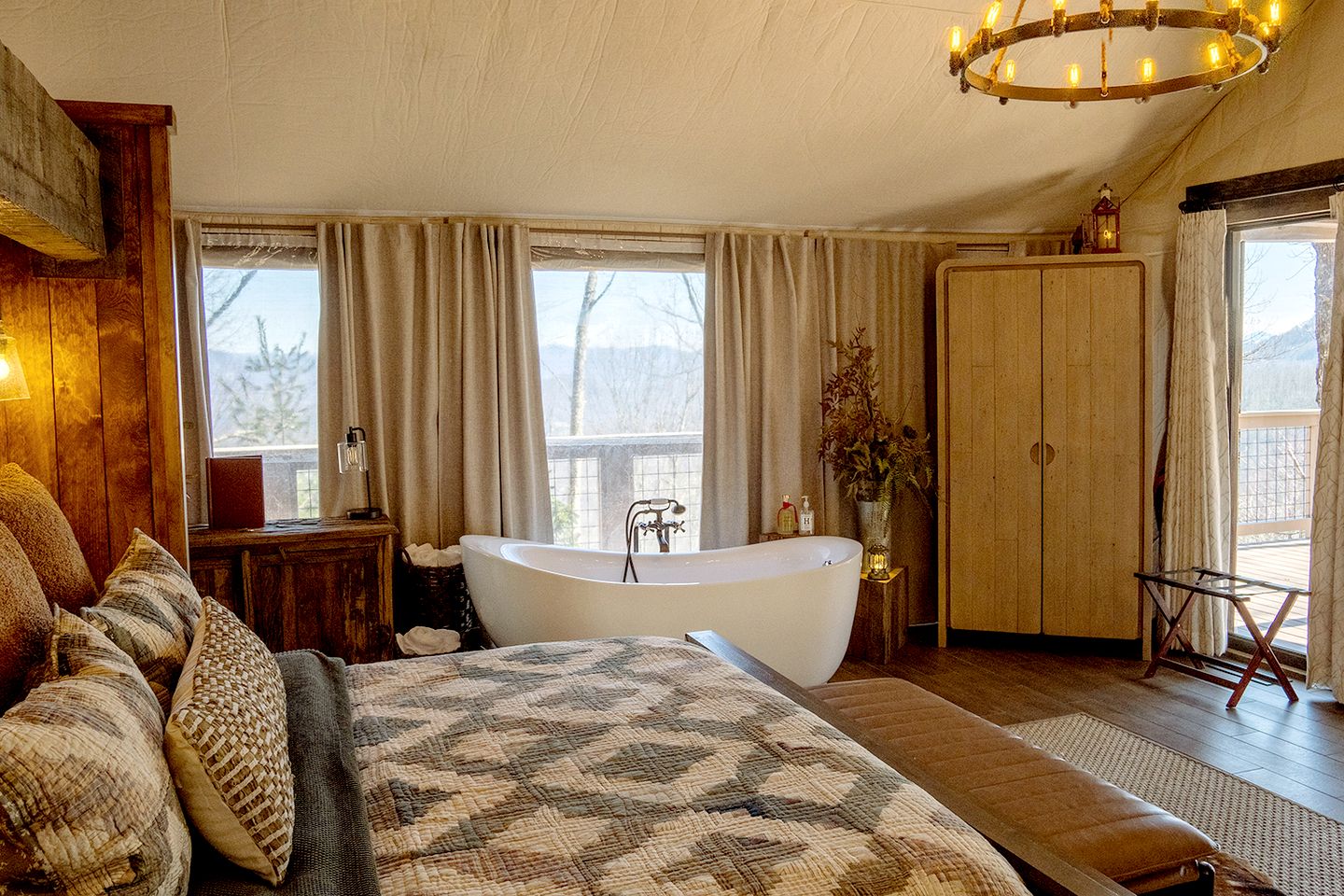 Luxurious Safari Tent with Breathtaking Mountain Views for an Unforgettable Glamping Experience near Waynesville, North Carolina