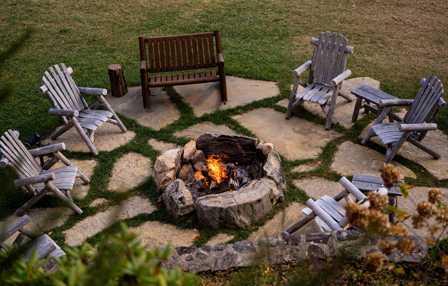 Luxurious Safari Tent with Breathtaking Mountain Views for an Unforgettable Glamping Experience near Waynesville, North Carolina