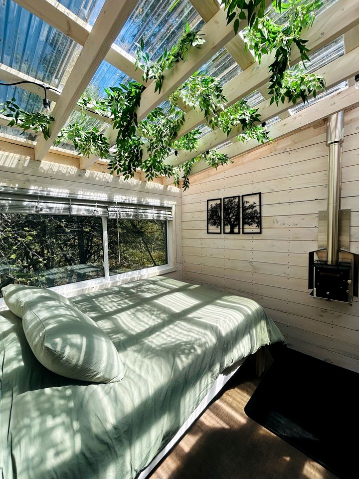 Cozy Tree House for a Unique Stay in Nature near Cocagne in New Brunswick