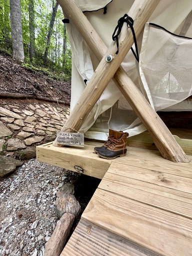 Safari Tents (United States of America, Bryson City, North Carolina)