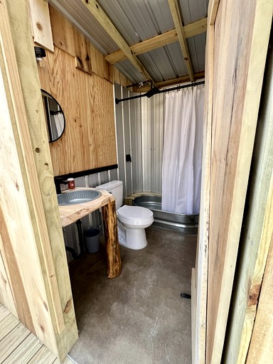 Safari Tents (United States of America, Bryson City, North Carolina)