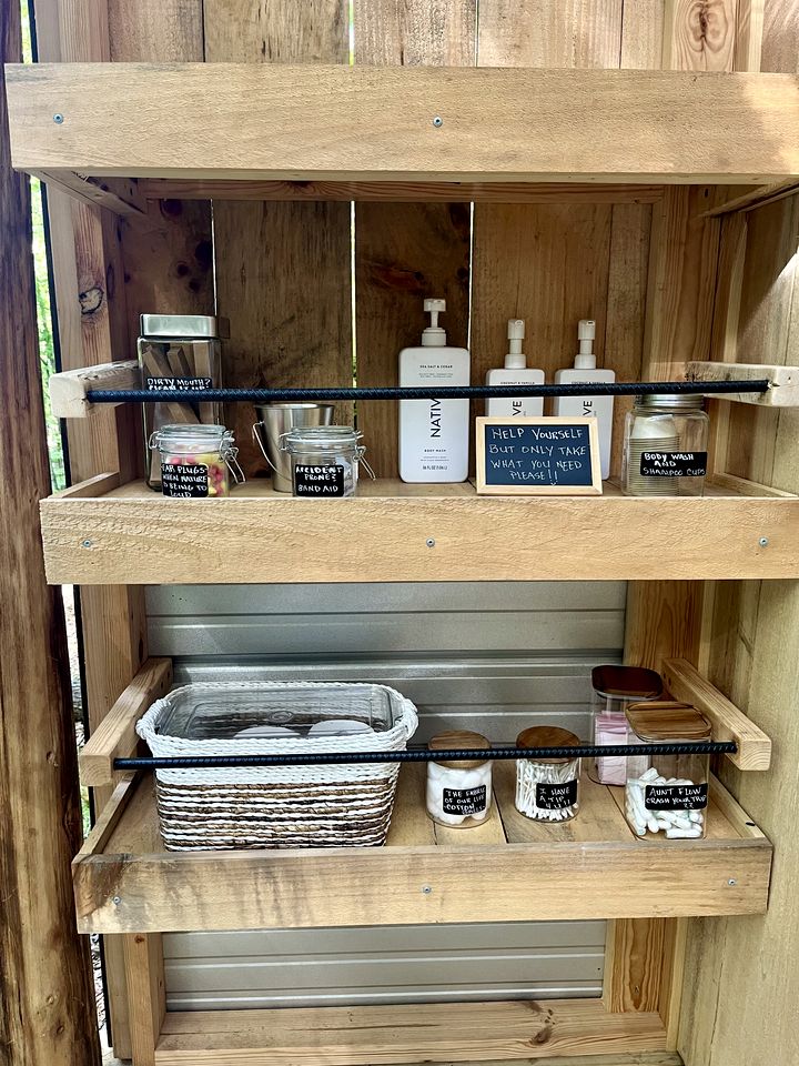 Luxurious Safari Tent by the Great Smoky Mountains National Park for an Amazing Glamping Experience near Bryson City, North Carolina