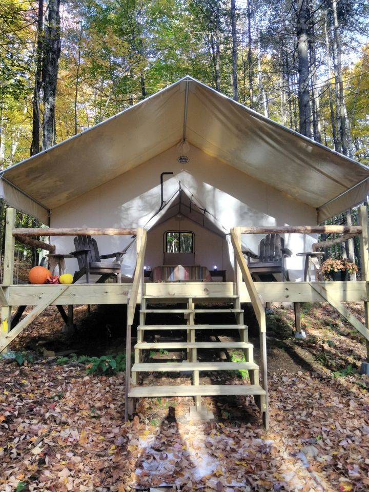 Cozy Hygge Cabin with Breakfast Near Lake George in Adirondack Mountains, New York