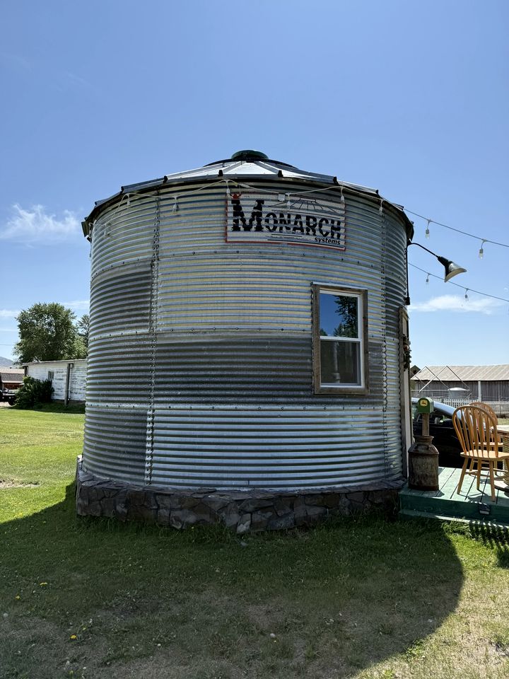 Rustic Silo Cabin with Riverfront Fishing Access near Big Hole River, Montana