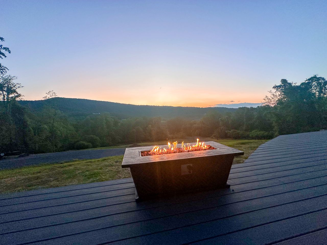 Gorgeous Spacious Geodesic Dome with Incredible Views for an Unforgettable Escape near Front Royal, Virginia