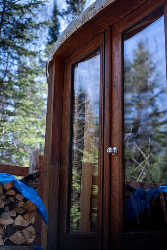 Yurts (Canada, --, --)