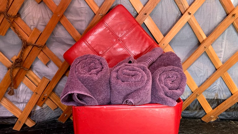 Yurts (Canada, --, Ontario)