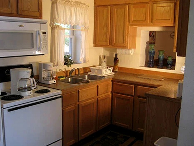 Cabins (United States of America, Bitely, Michigan)