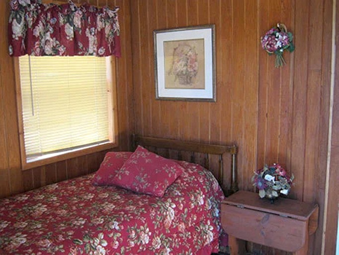 Cabins (United States of America, Bitely, Michigan)