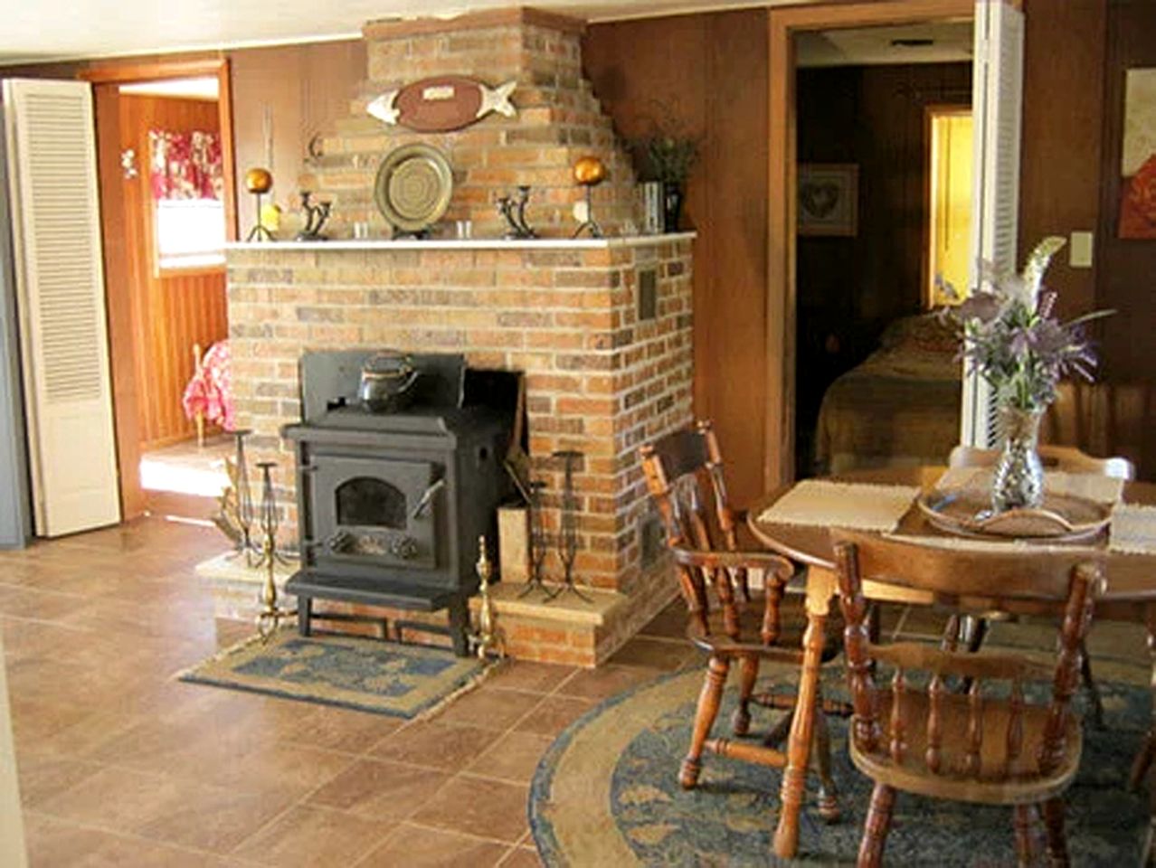 Blissful Lakeside Vacation Home with Pavilion and Dock near Woodland Park in Bitely, Michigan