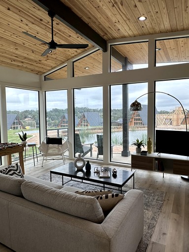 Cabins (United States of America, New Braunfels, Texas)