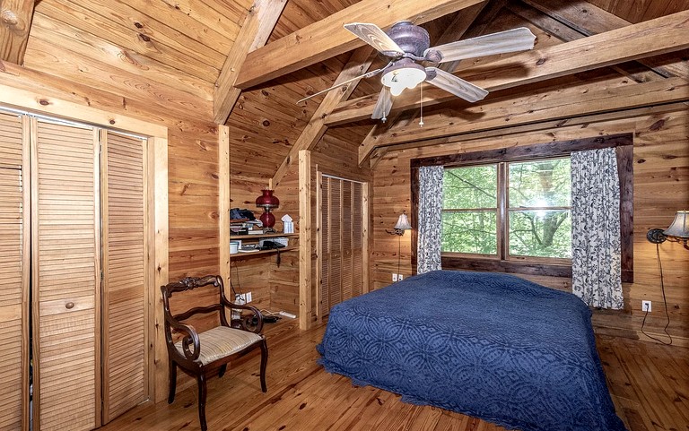 Cabins (United States of America, Newberg, Oregon)