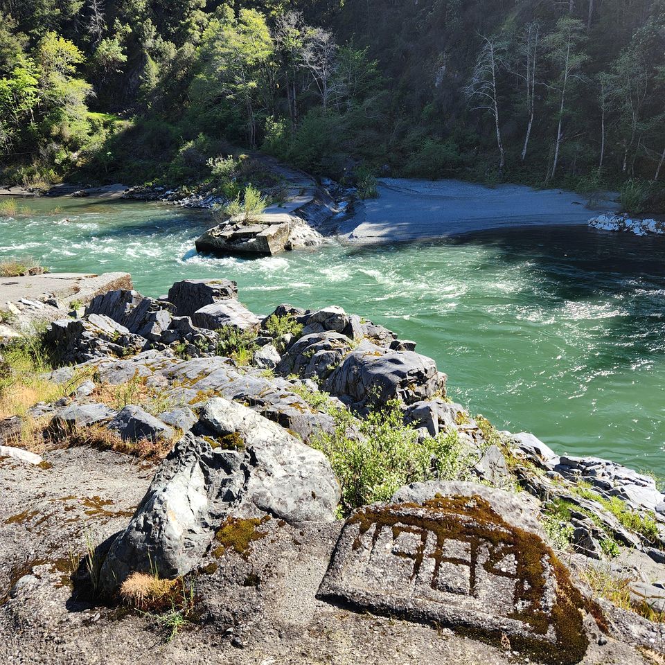 Cozy Off-Grid Bell Tent Glamping Retreat on a Regenerative Farm in Willow Creek, California