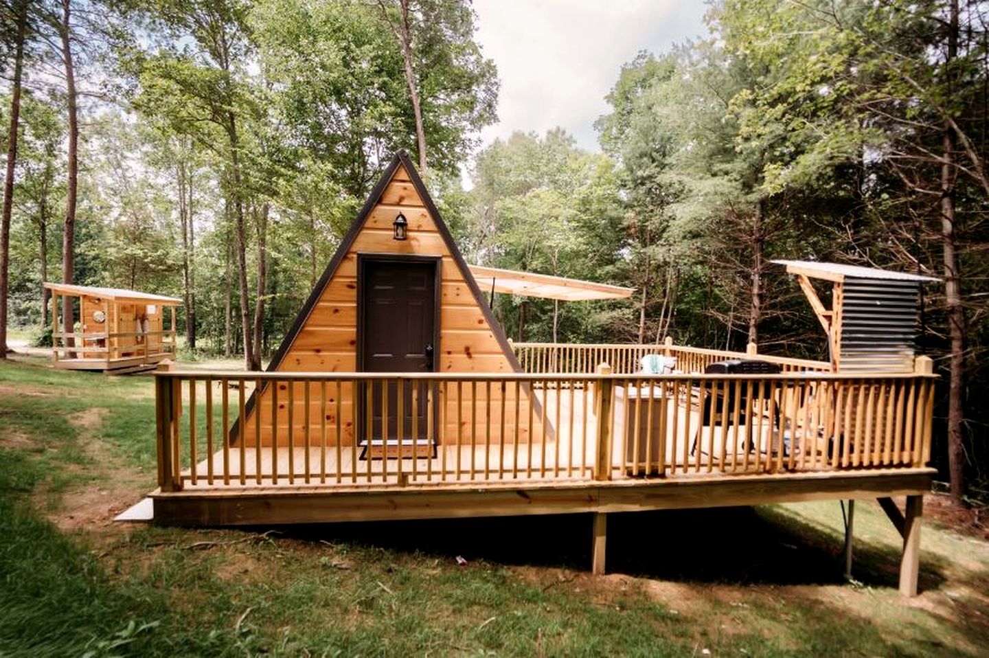 Cozy Modern A-Frame with Private Access Trail to Black Creek in Robbins, Tennessee