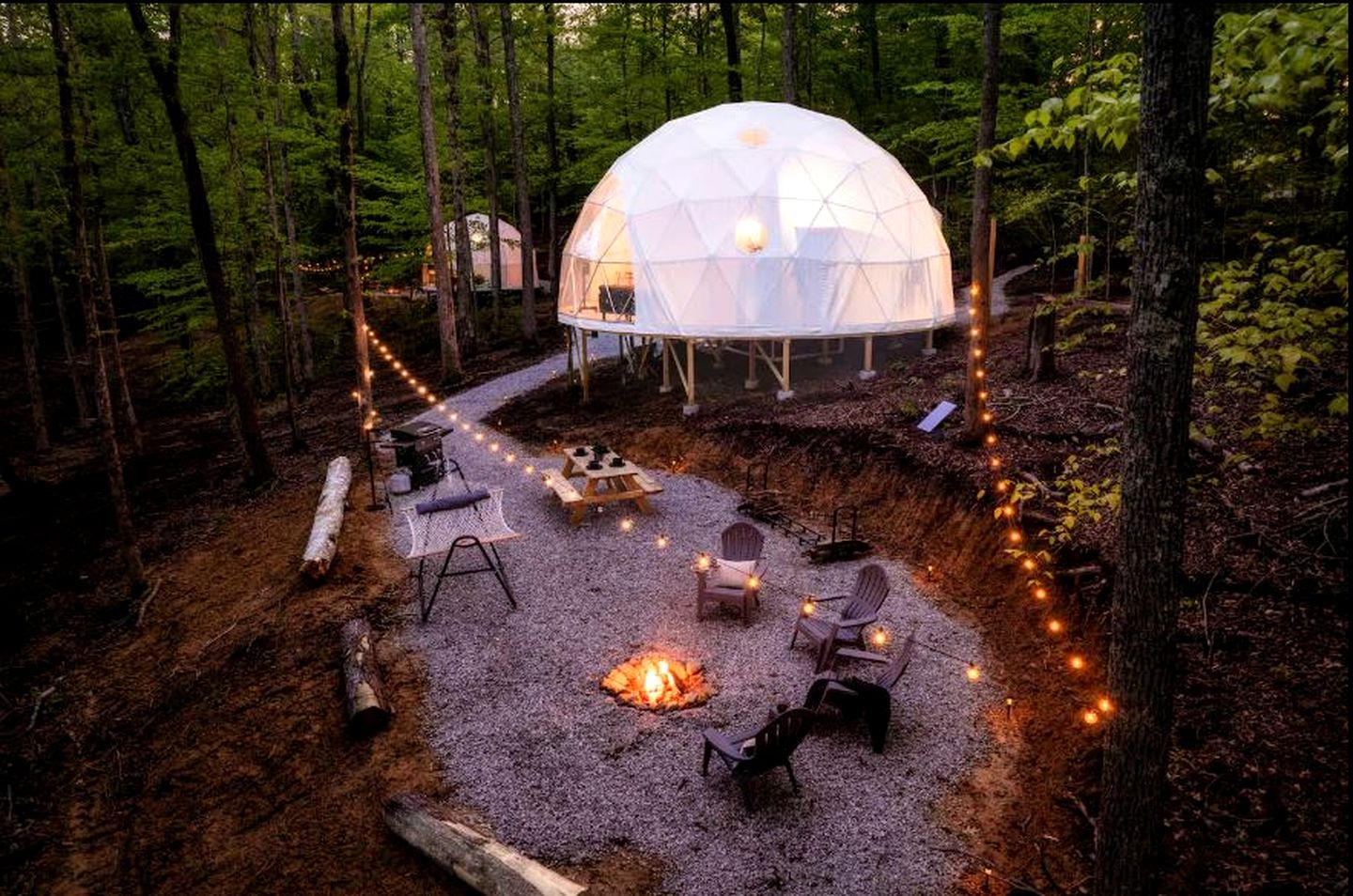 Luxurious Dome Surrounded by Nature for a Unique Romantic Escape near Brimstone and Big South Fork in Tennessee