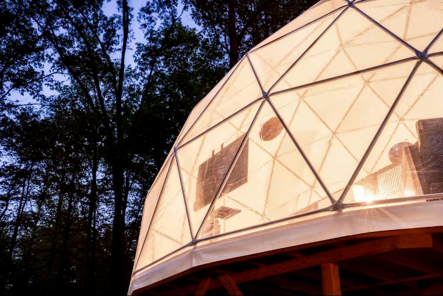 Luxurious Dome Surrounded by Nature for a Unique Romantic Escape near Brimstone and Big South Fork in Tennessee