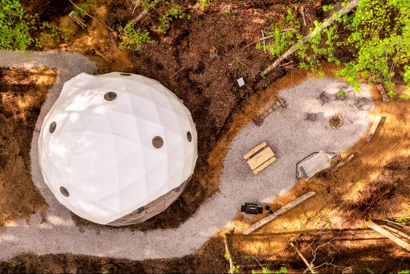 Luxurious Dome Surrounded by Nature for a Unique Romantic Escape near Brimstone and Big South Fork in Tennessee