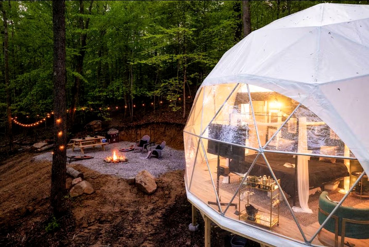 Cozy Dome Nestled in the Trees for an Unforgettable Couples Glamping Getaway in Scott County, Tennessee