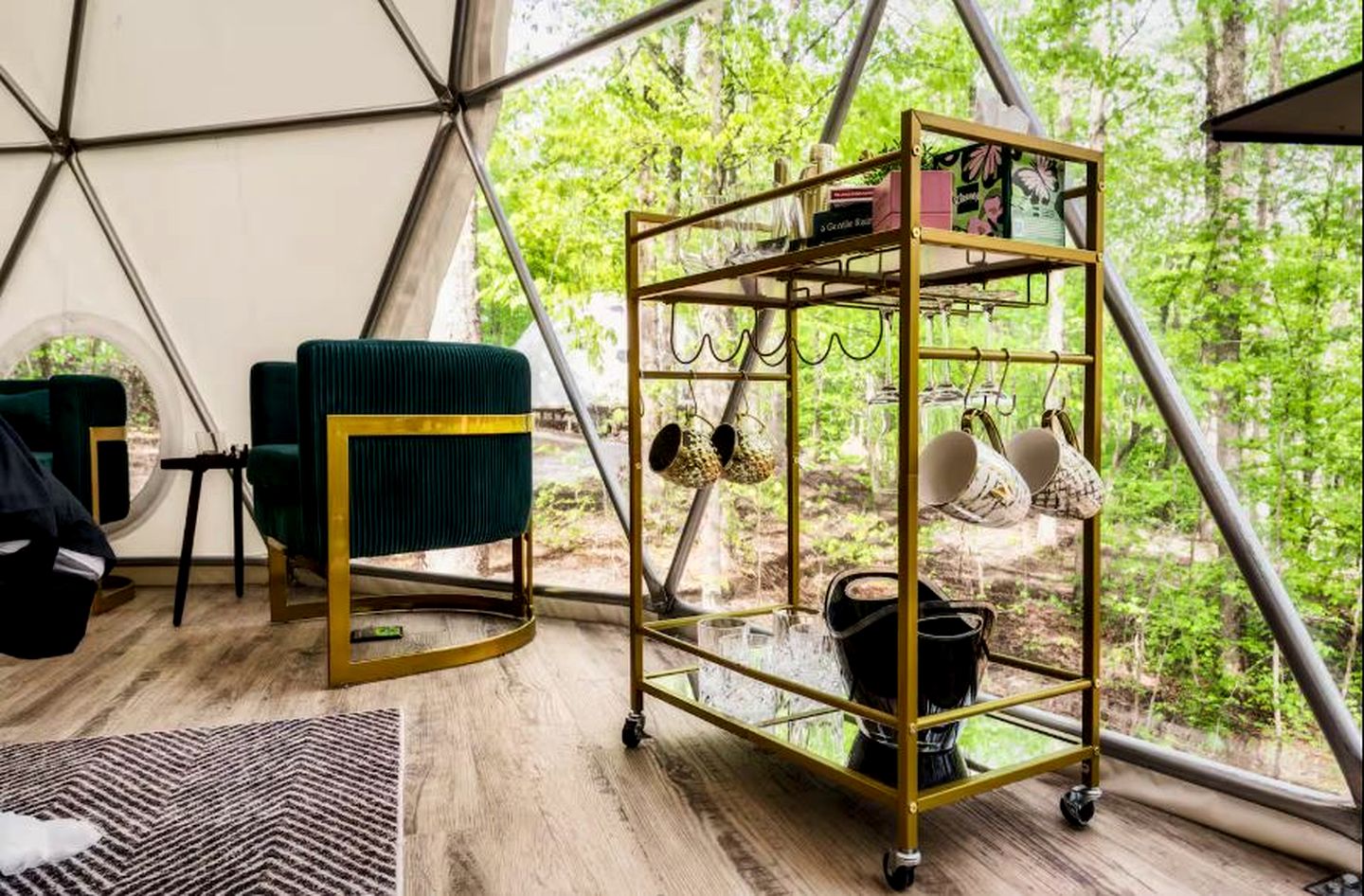 Cozy Dome Nestled in the Trees for an Unforgettable Couples Glamping Getaway in Scott County, Tennessee