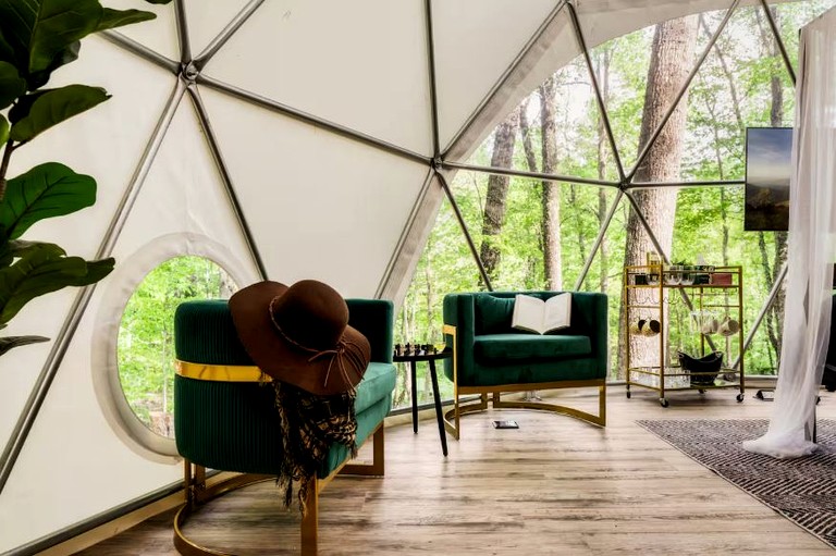 Domes (United States of America, Robbins, Tennessee)