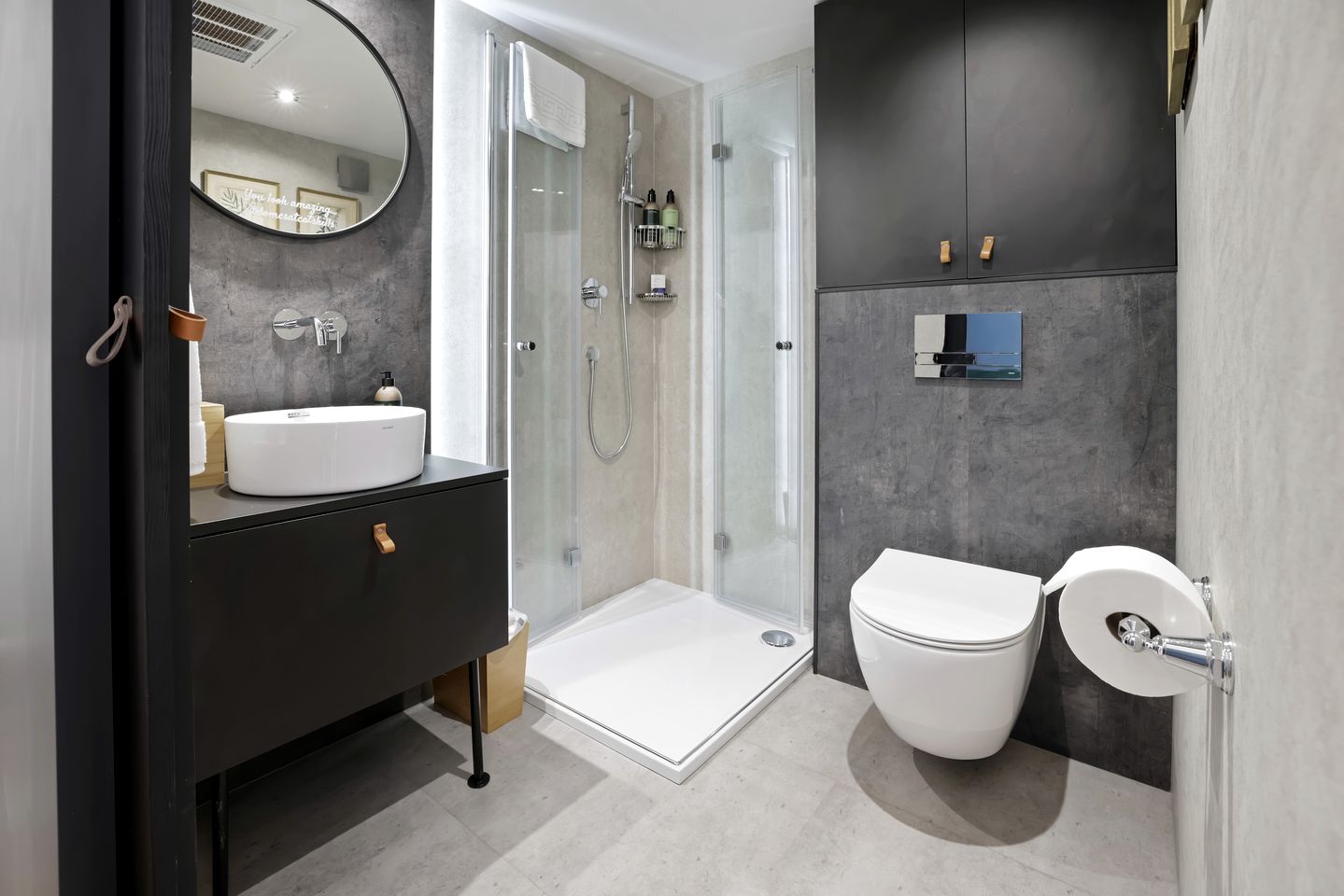 Luxurious Dome with Stunning Views for a Romantic Glamping Getaway by Swan Lake, New York