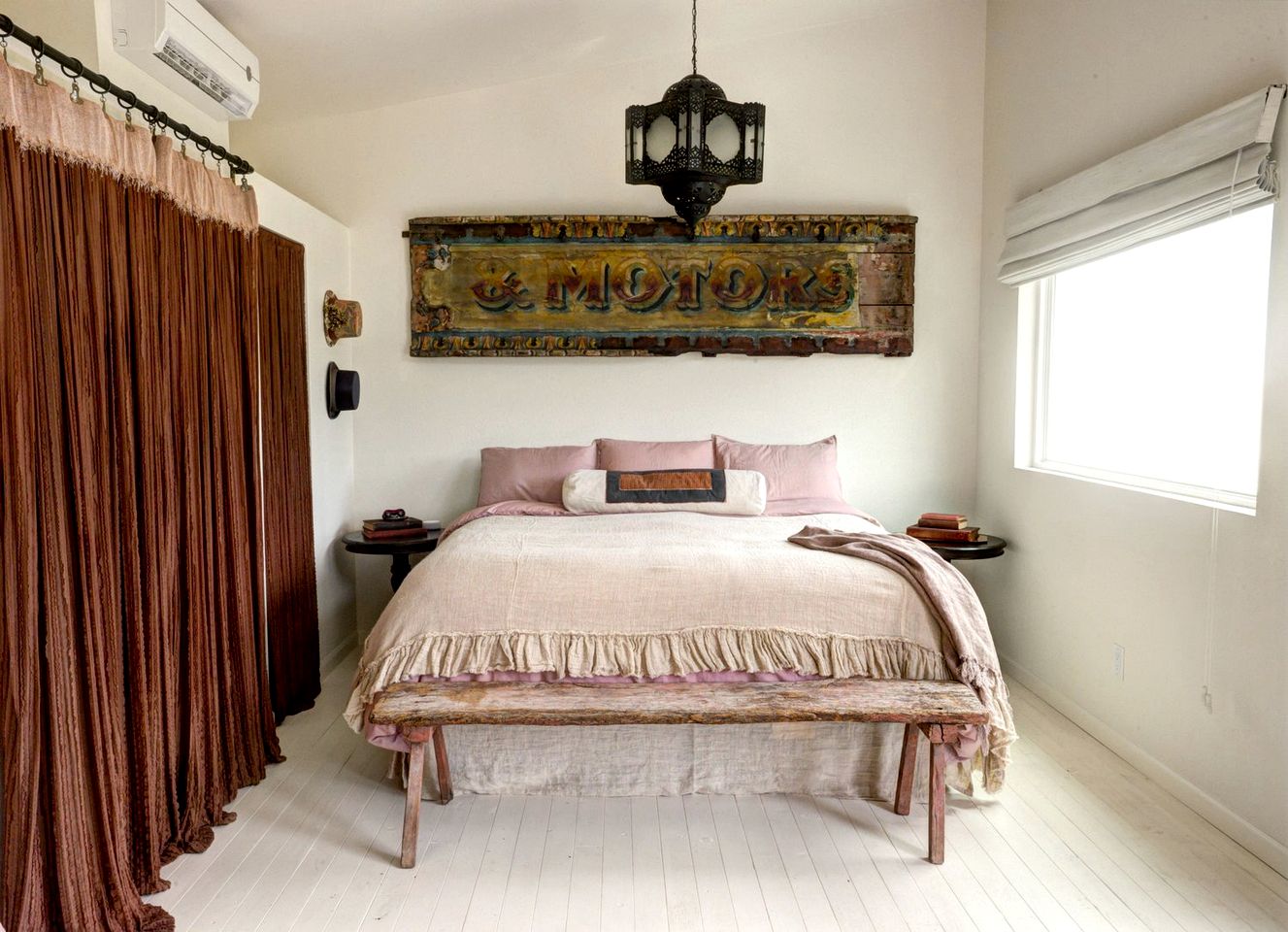 Tiny Houses (United States of America, Round Top, Texas)