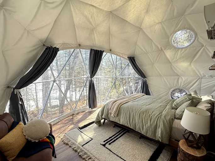 Domes (United States of America, Crane Lake, Minnesota)