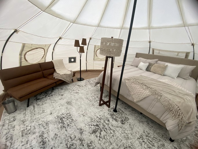 Bell Tents (United States of America, --, Pennsylvania)