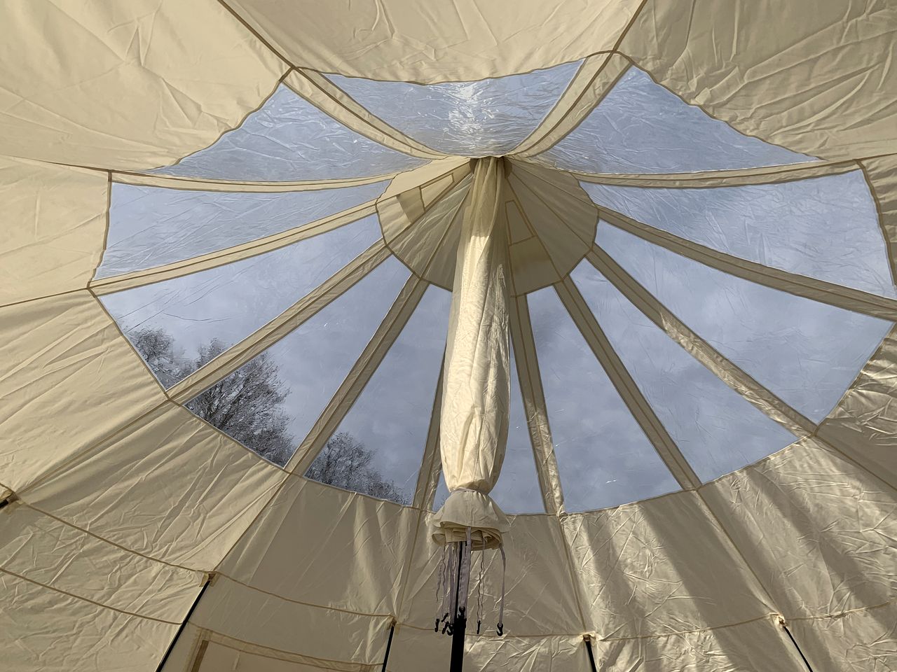 Blissful Bell Tent Oasis near Pymatuning Lake in Pennsylvania
