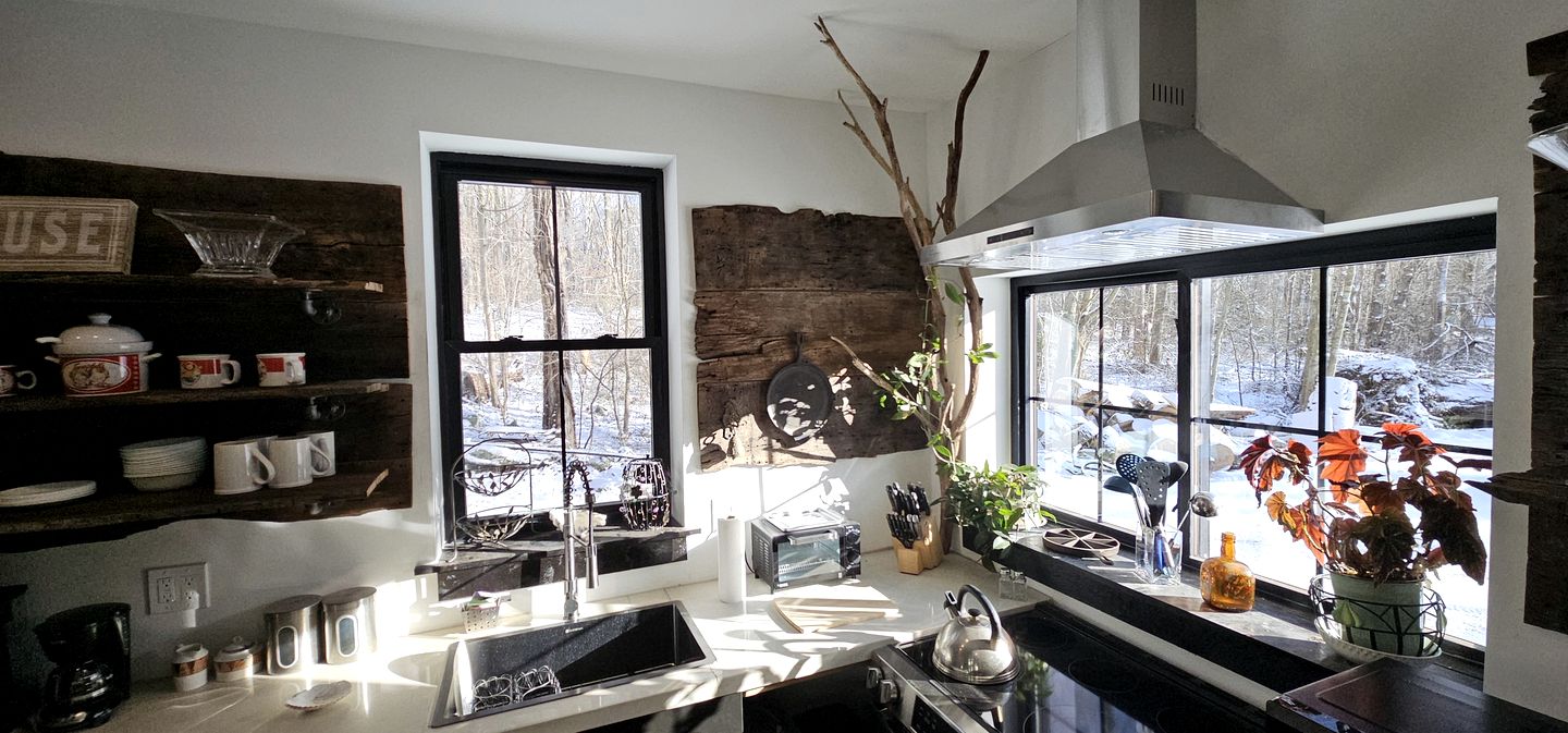 Enchanting Cottage Haven near Long Island Sound in Connecticut