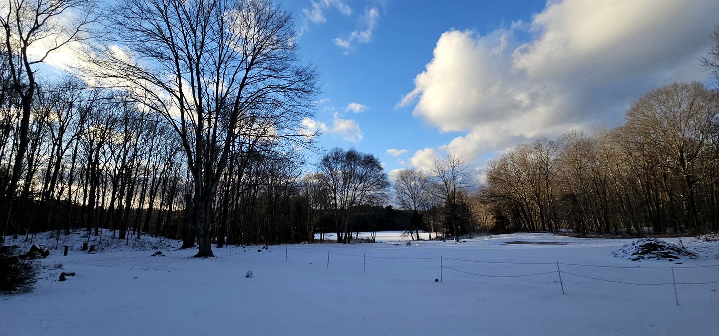 Enchanting Cottage Haven near Long Island Sound in Connecticut