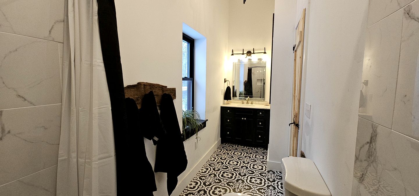 Enchanting Cottage Haven near Long Island Sound in Connecticut