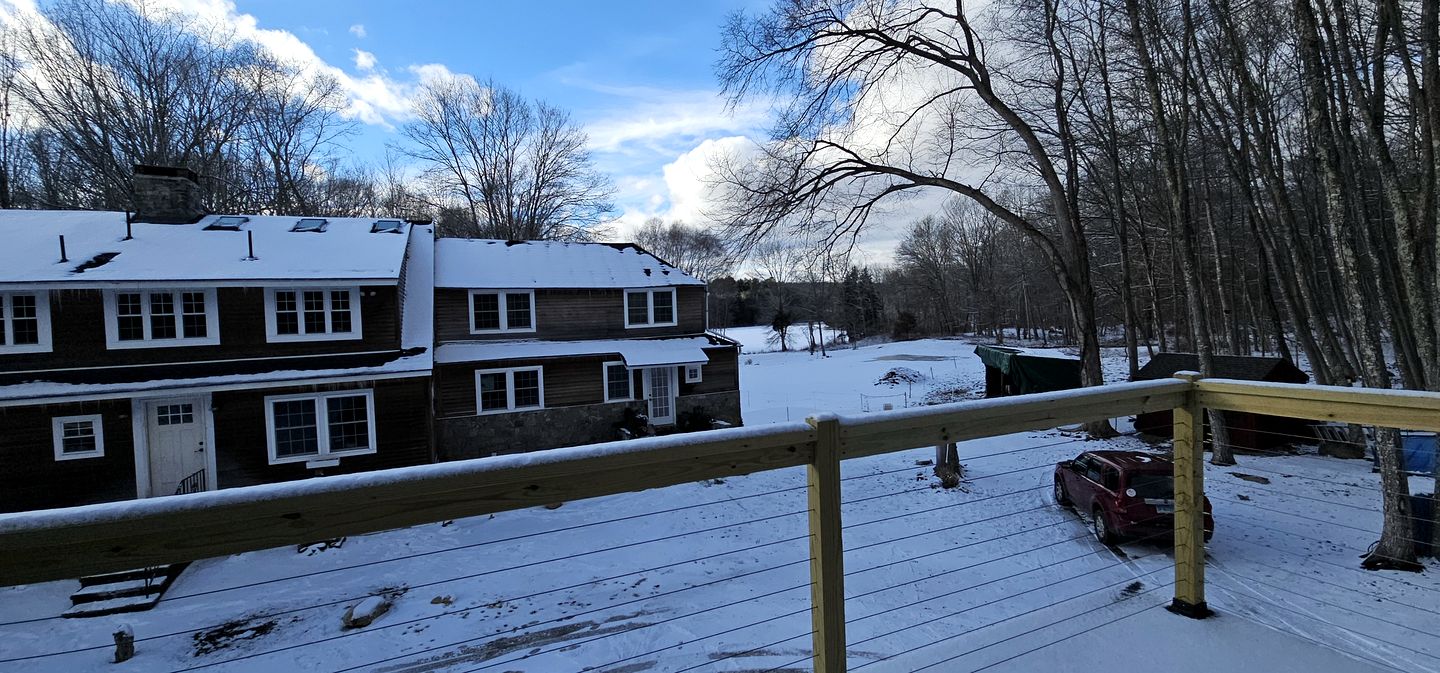 Enchanting Cottage Haven near Long Island Sound in Connecticut