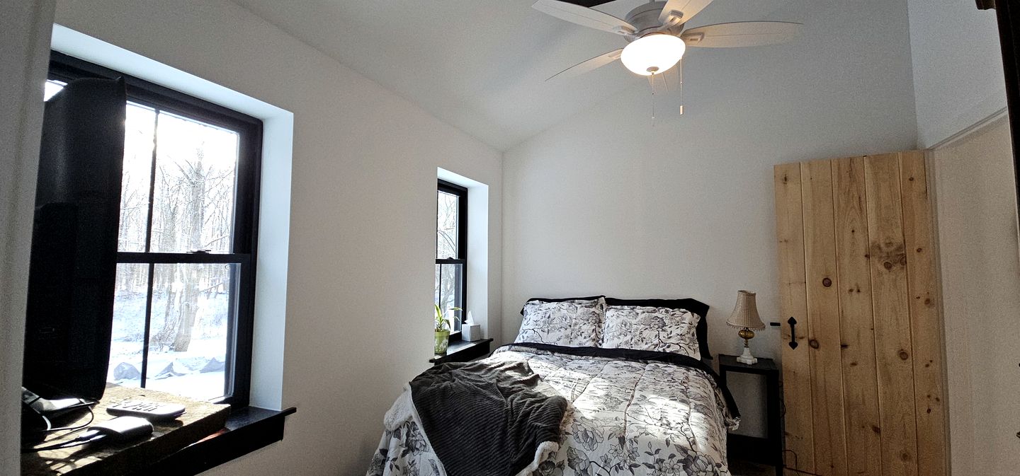 Enchanting Cottage Haven near Long Island Sound in Connecticut