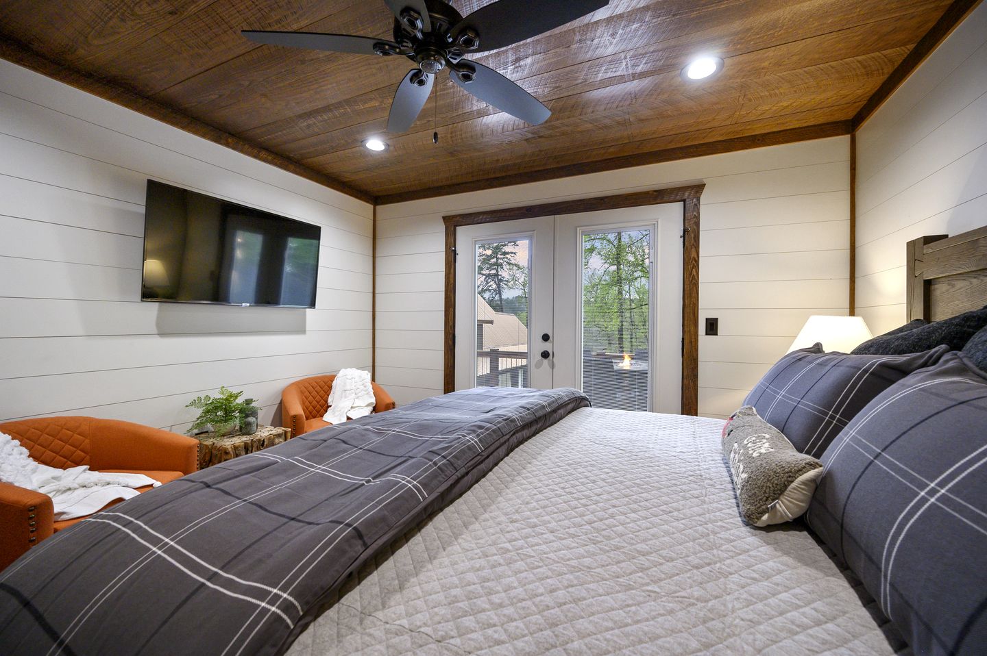 Incredible Spacious Vacation Rental for an Unforgettable Family Escape in Broken Bow, Oklahoma