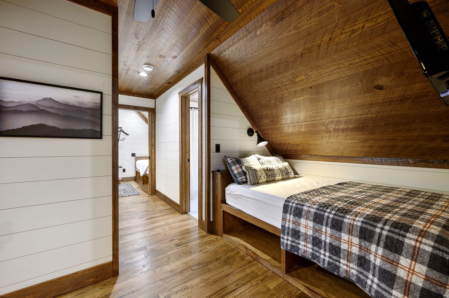 Incredible Spacious Vacation Rental for an Unforgettable Family Escape in Broken Bow, Oklahoma