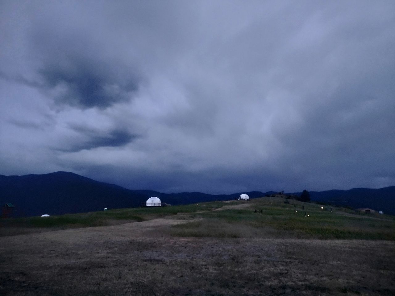 Stunning Off-Grid Dome with Spectacular Views for a Unique Glamping Getaway in Montana