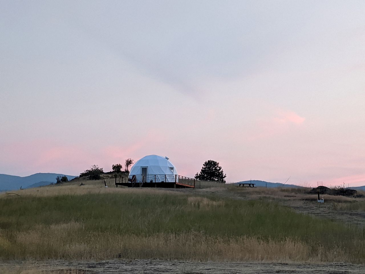 Stunning Off-Grid Dome with Spectacular Views for a Unique Glamping Getaway in Montana