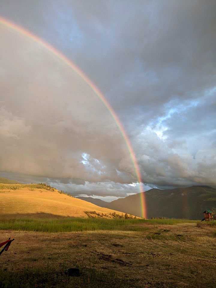 Stunning Off-Grid Dome with Spectacular Views for a Unique Glamping Getaway in Montana