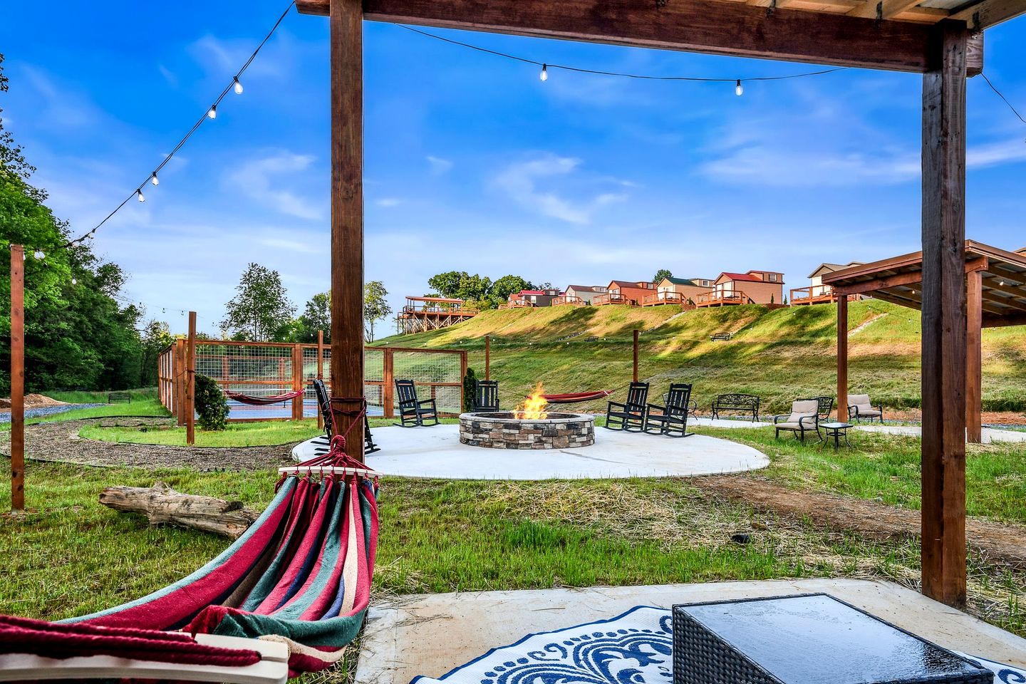 Modern Tiny House Surrounded by Nature, the Perfect Base for Tennessee Adventures in Sevierville