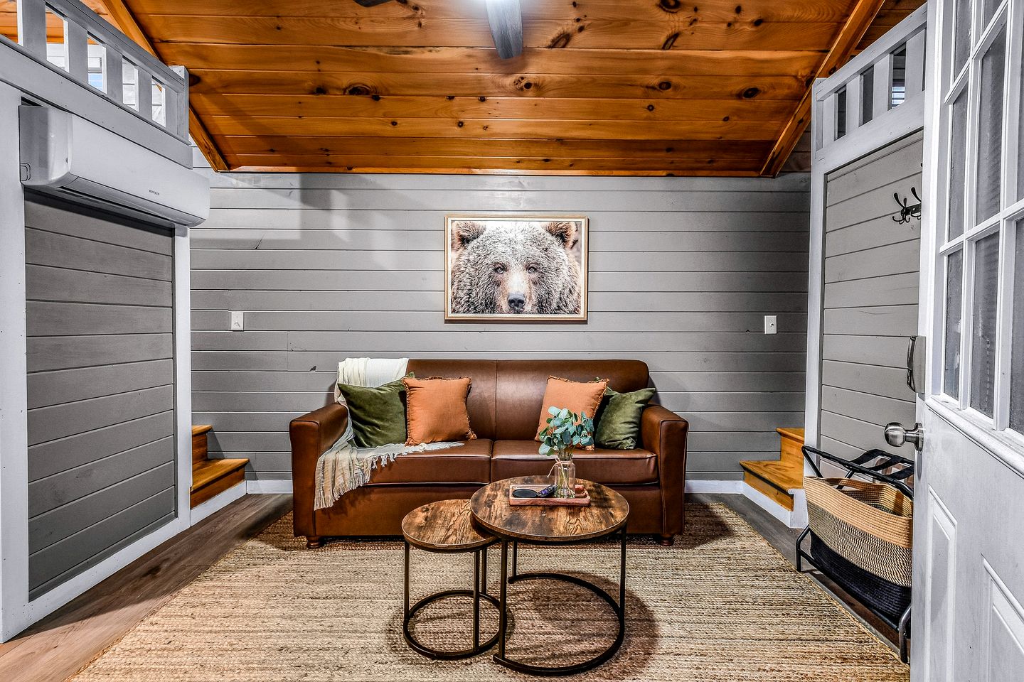 Modern Tiny House Surrounded by Nature, the Perfect Base for Tennessee Adventures in Sevierville