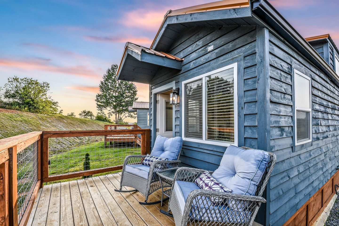 Cozy Tiny House near the Great Smoky Mountains for a Unique Getaway in Sevierville, Tennessee