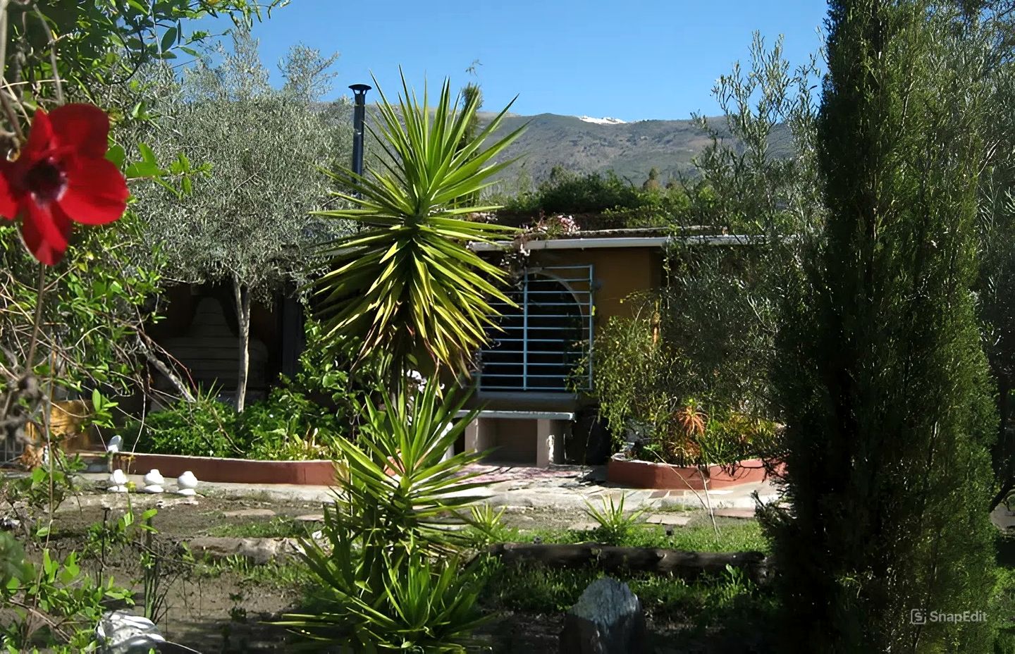 Unique Hand-Built Studio Cottage Nestled in the Natural Beauty of the Alpujarras in Andalusia, Spain