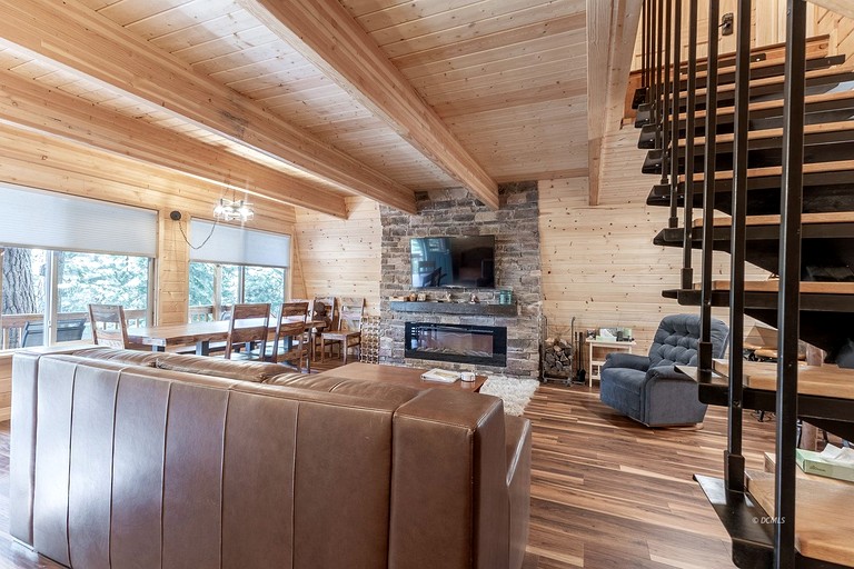 Cabins (United States of America, Duck Creek Village, Utah)